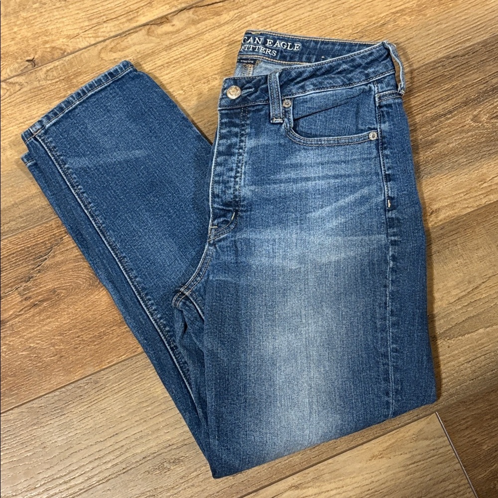 American Eagle Outfitters Vintage Hi-Rise Jeans